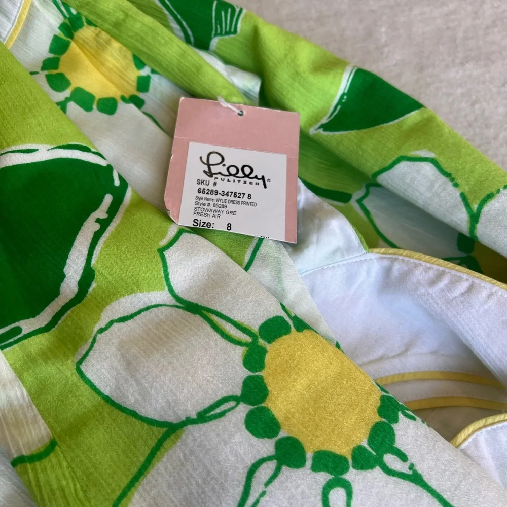 Lilly Pulitzer super cute and vibrant size 8 shift dress. 100% cotton - Picture 5 of 6